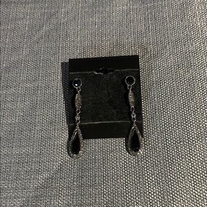 Elegant Black Drop Earrings